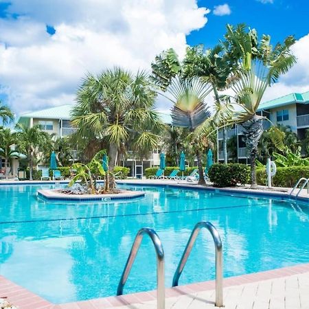 Beach Living At Plantation Village Blgs จอร์จทาวน์ ภายนอก รูปภาพ