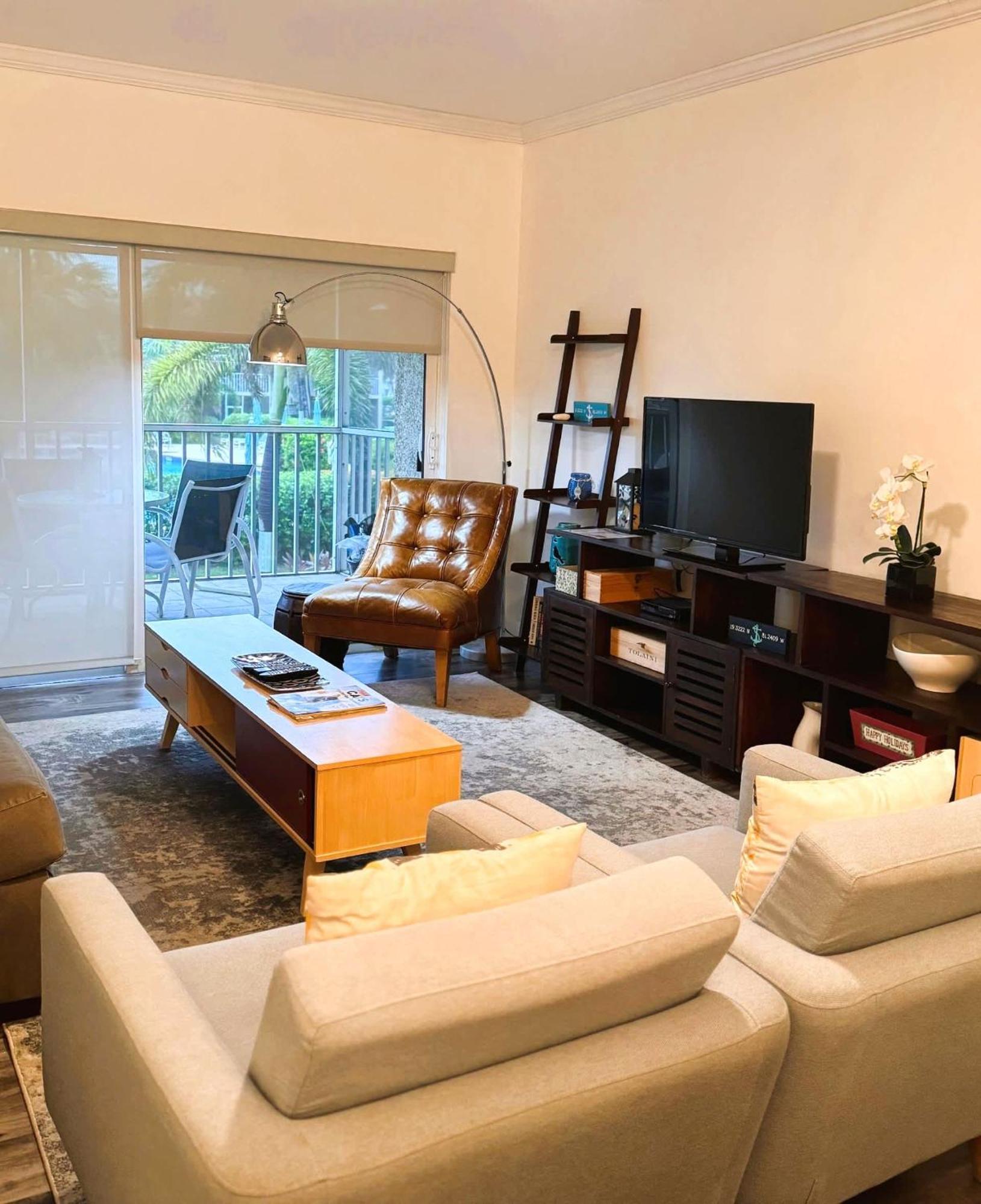 Beach Living At Plantation Village Blgs จอร์จทาวน์ ภายนอก รูปภาพ